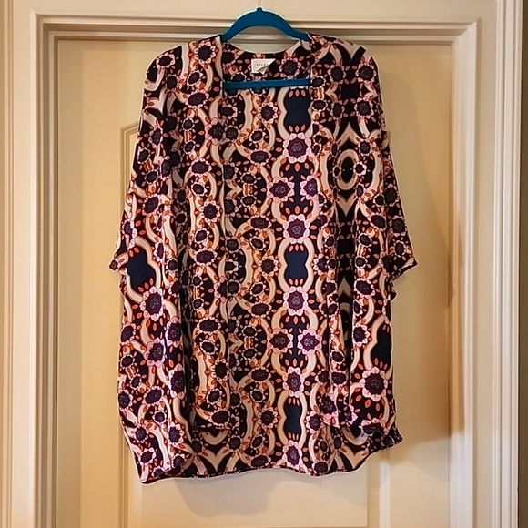 Everly Tops - Everly Tunic